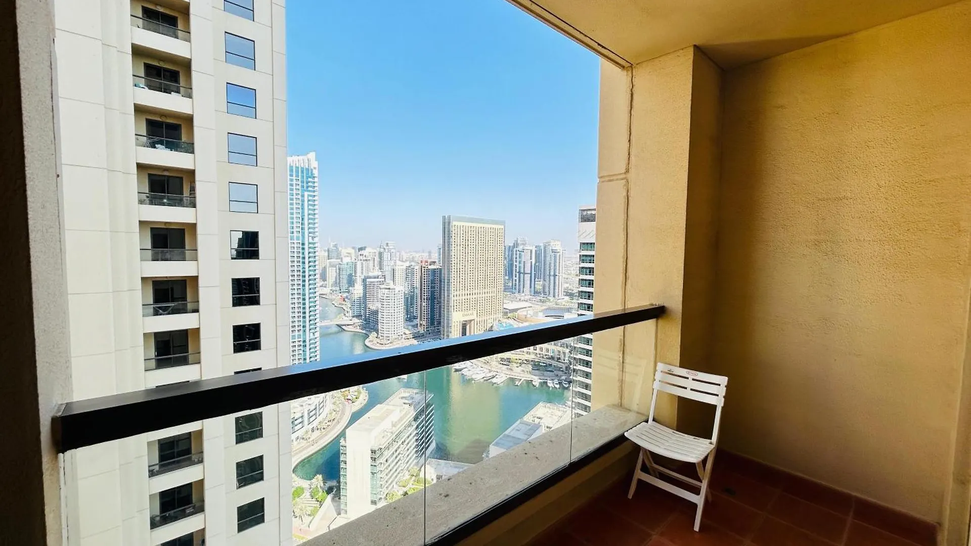 Jbr House Apartment Dubai Homestay